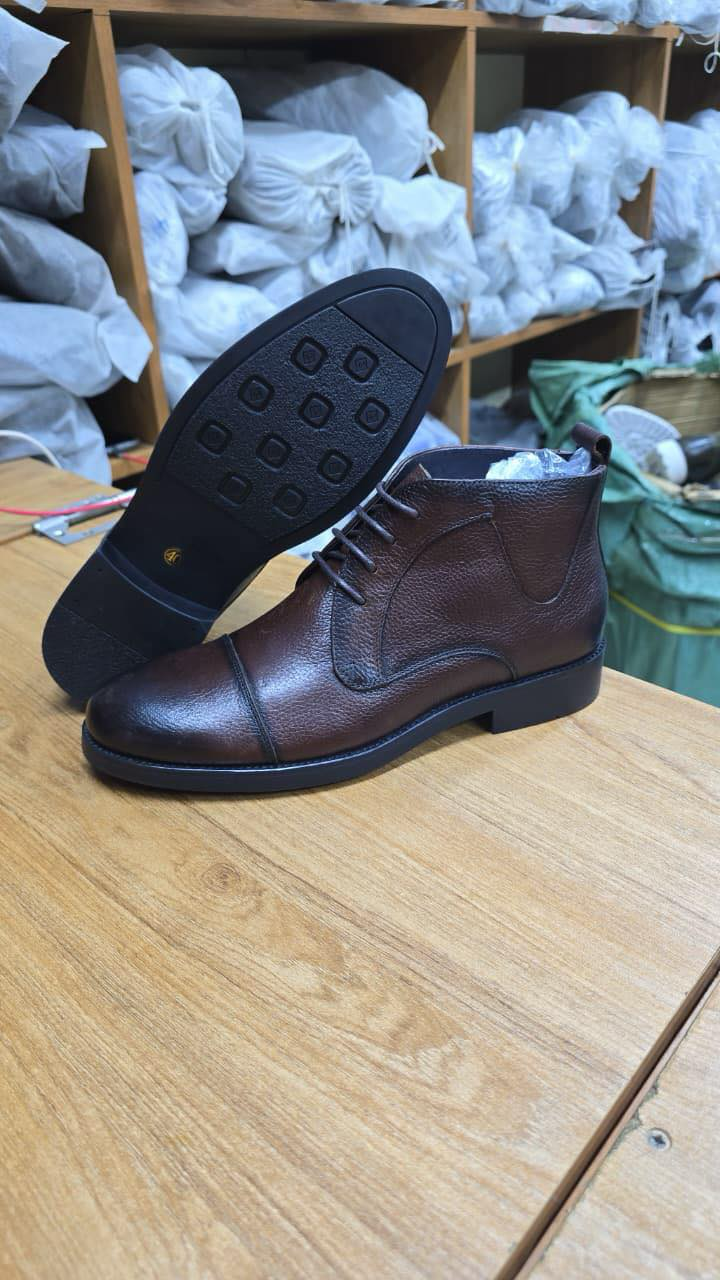 Black Premium Leather Chukka Boots