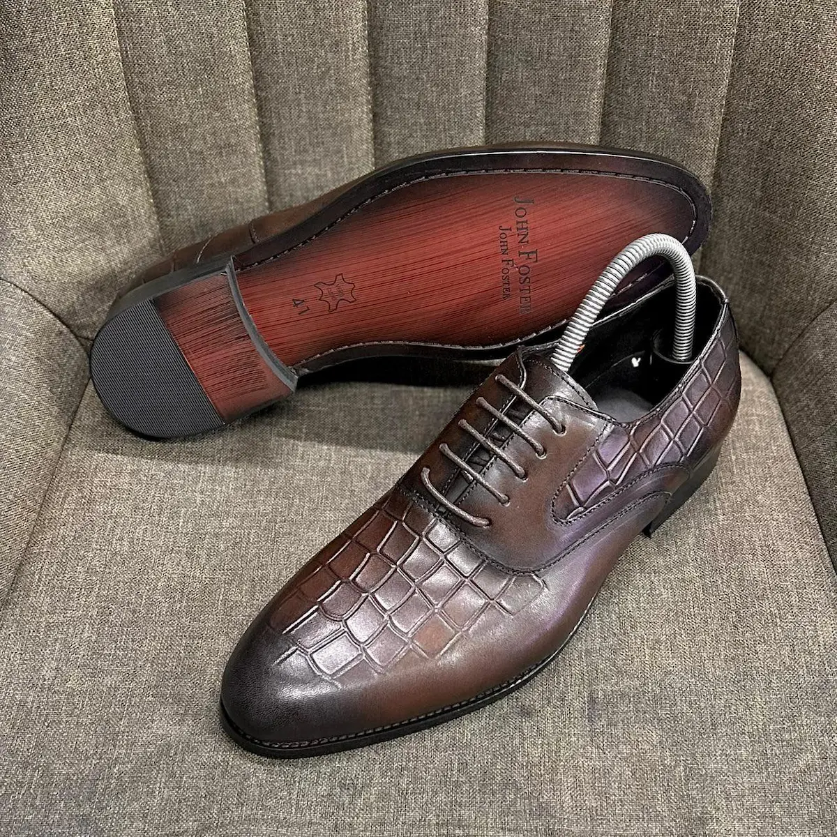 John Foster Wingtip Oxford Shoes – Dark Brown